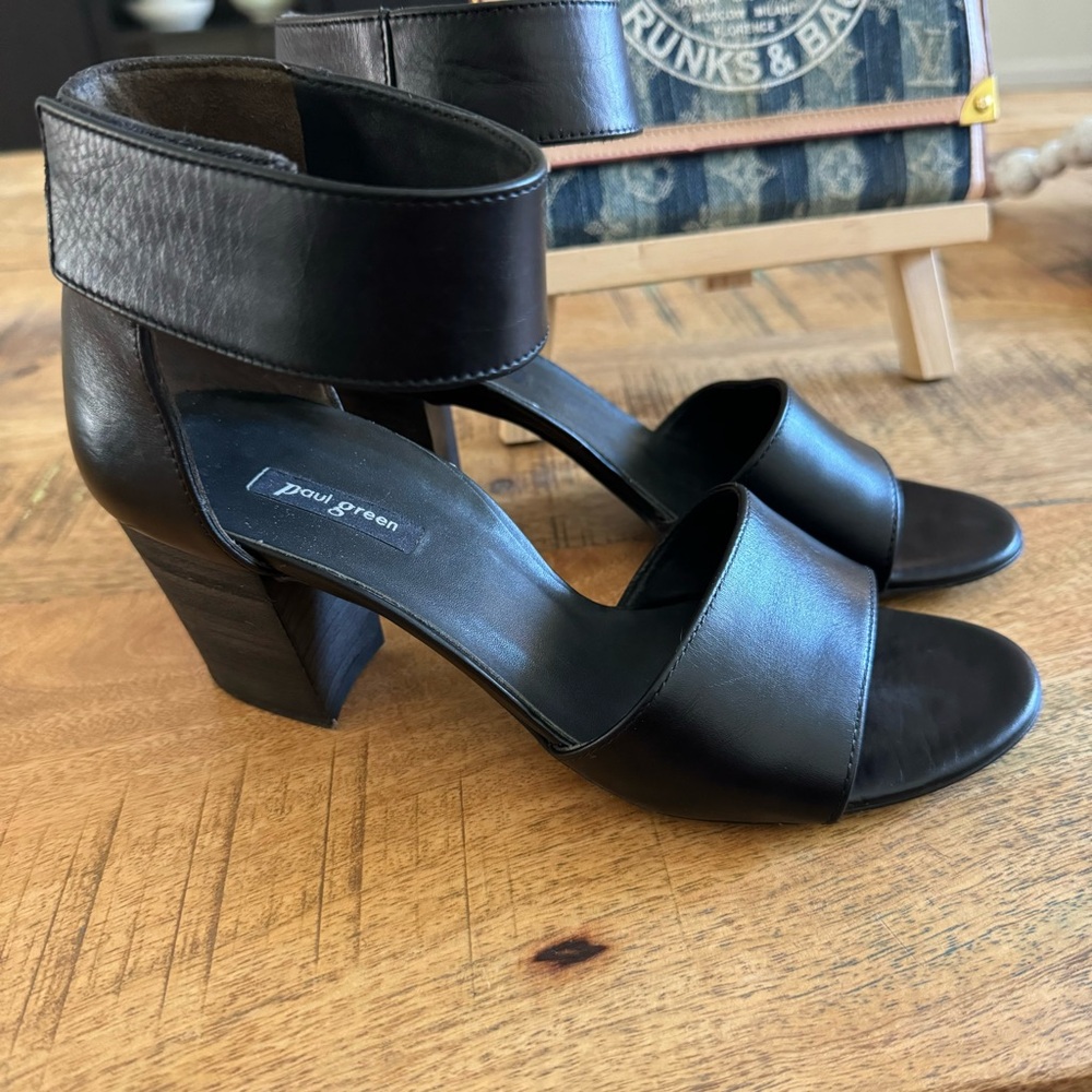 Paul Green Mackenzie Black Leather Sandals Size 4.5 /US 7